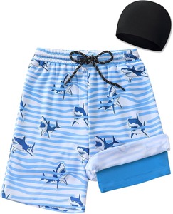 Shorts de bain pour hommes personnalisés, séchage rapide, tissu durable, vêtements de plage, shorts en polyester recyclé - Product Image 1