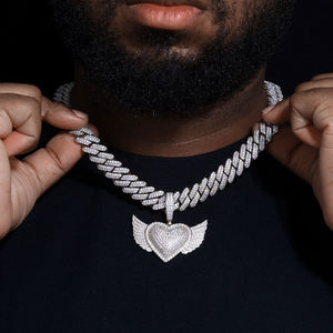 Collar con Colgante de Ala de Corazón Chapado en Oro de 18K para Hombre, con Microincrustaciones de Zirconia, Estilo Hiphop, Cadena de Aleación, Regalo de Joyería - Product Image 2