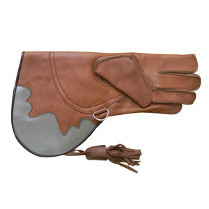 Guante de cetrería con diseño de águila grabado a mano - Diseño de rapero del desierto en relieve, cuero premium, esencial para cetreros de los EAU - Product Image 3