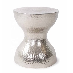 Table d'appoint de tambour en aluminium à motif martelé de vente chaude avec finition antique Table d'extrémité décorative de chambre à coucher moderne et Table basse - Product Image 1