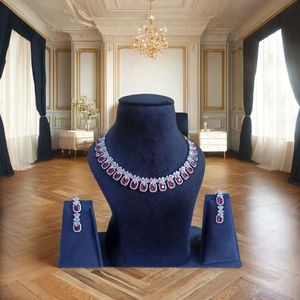 Ensemble de bijoux classique en imitation argent plaqué avec cristaux rouges, collier et boucles d'oreilles de luxe pour cérémonie de mariage - Product Image 2