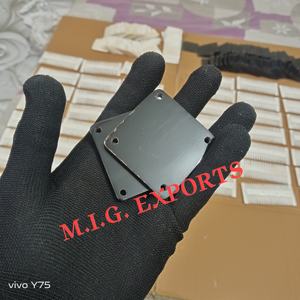 แผ่น/แท่นทอจากเขาควายที่ใช้ในการทอแบบแผ่น (แบบการ์ด) เพื่อสร้างแถบเส้นเล็กที่ซับซ้อนโดยการควบคุมเส้นด้ายแนวตั้ง - Product Image 2