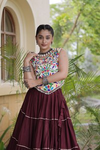 LAMOUNT Exclusive Silk Cotton <b>Chaniya</b> <b>Choli</b> with Heavy Gamthi Border Dupatta Navratri Wedding Festive Ethnic Wear Set Quick Dry - Product Image 2