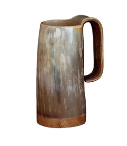 Jarra de cerveza de cuerno de buey/búfalo de diseño personalizado vikingo hecha a mano en la India con artesanías naturales de estilo animal - Product Image 1
