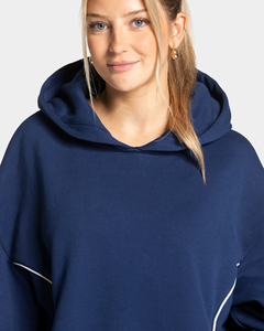 Sudadera con Capucha Extra Grande para Mujer, Color Azul Oscuro, con Líneas en Contraste, Personalizada OEM, de Felpa de Algodón Premium, Estilo Urbano Informal - Product Image 4