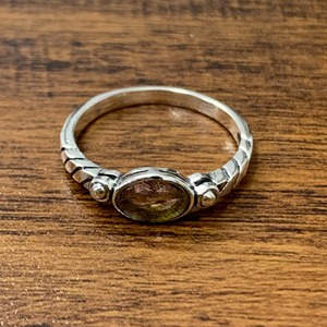 Bague en citrine 2,0 grammes, élégant bijou - Product Image 1