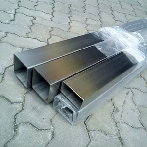 Tuyaux carrés en acier inoxydable soudés de qualité supérieure A554 A270 pour applications structurelles et intérieures - Product Image 3