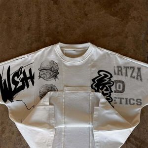 Camiseta Oversize de Algodón Personalizada con Estampado Gráfico y Parches, de Manga Corta y Corte Recto para Hombre - Product Image 3