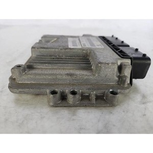 Porter Usó ECUs y Módulos de Computación 391044A310 - Product Image 5