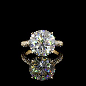 Anillo de Compromiso de Diamantes de Corte Brillante Redondo de 7 Quilates con Certificado IGI de Lujo, Anillos de Boda de Oro Amarillo de 18K con Banda Completa de Pavé - Product Image 1