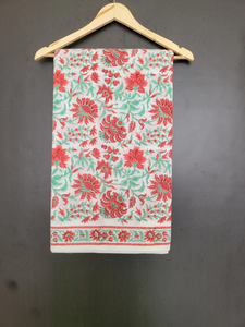 Tela de algodón india estampada a mano con motivos Mughal Butta, 42 pulgadas de ancho, para vestidos de niños y mujeres, y regalo de costura para ella. - Product Image 4