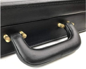 Tablier et insignes maçonniques personnalisés en cuir et polyester brodés de haute qualité avec étui rigide et badge à coudre - Product Image 5