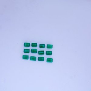 Lot de 12 pierres précieuses en onyx vert naturel à 100 %, taille émeraude 4x6 mm, pierres calibrées en vrac pour la fabrication de bijoux - Product Image 4