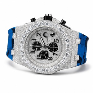 Montre chronographe de luxe pour hommes en acier inoxydable avec boîtier incrusté de diamants et bracelet en caoutchouc bleu, mouvement à quartz analogique - Product Image 4
