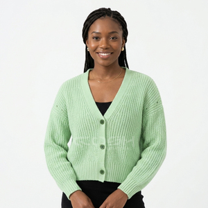 Cosh International Sisterhood Sorority Cárdigan Verde de Punto con Cuello en V, Manga Larga Abullonada, Casual, Color Sólido, con Botones Delanteros - Product Image 3