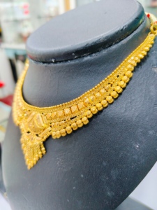 Collier ras du cou en or massif 22 carats pour femme, bijou traditionnel indien pour mariée, fiançailles, fête, mariage, design élégant en or pur - Product Image 3