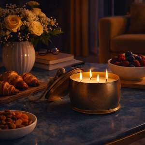 Bol à bougie artisanal en métal raffiné avec couvercle noué, triple mèche, éclat radieux, longue durée de combustion, crée une ambiance luxueuse et chaleureuse à la maison - Product Image 3