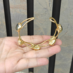 Bracelet manchette ouverte en préhnite naturelle plaqué or 18 carats, fait main, style punk, bijoux en laiton, bracelet géométrique ajustable - Product Image 6
