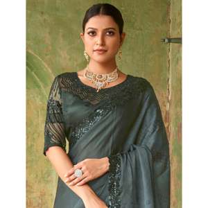 Magnifique saree en satin brodé noir avec chemisier - Product Image 5