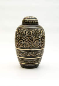 Urnas de Cremación de Latón Estilo Americano Personalizadas al por Mayor para Humanos y Mascotas, 10 Pulgadas, Acabado en Peltre, Artículos Funerarios de Recuerdo - Product Image 3