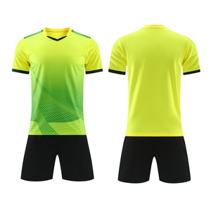 Uniformes de Fútbol Pride Unisex, Espectro de Colores Personalizado, Conjunto de Camiseta y Pantalones Cortos de Poliéster Transpirable para Partido - Product Image 5