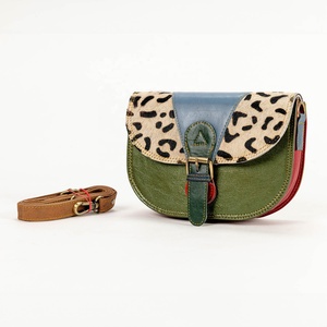 Nouveau sac à main en cuir de fourrure d'animal de Style occidental femmes élégantes sac à bandoulière en cuir véritable recyclé sac à main de couleur trapue - Product Image 2