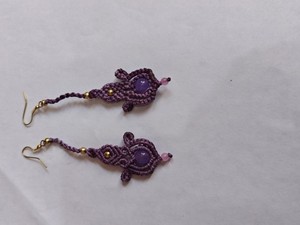 ต่างหูทำมือสีม่วงสไตล์โบโฮประดับลูกปัดทองและหินสำหรับผู้หญิง - Product Image 3