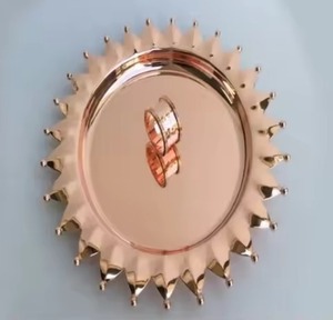 Assiette de service ronde en cuivre, faite à la main, en métal poli, couleur unie traditionnelle, pour fêtes et réceptions - Product Image 1