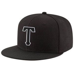 Casquette de baseball noire à 6 panneaux avec broderie T blanche, ajustée, unisexe, décontractée, style snapback - Product Image 2