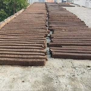 Bois de fumier de vache en vrac, fabriqué à partir de fumier de vache (Gokashth), 100% naturel, déchet agricole exporté par Cow Dung Wood - Product Image 1
