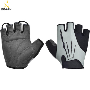 ถุงมือปั่นจักรยานแบบมีแผ่นรองนิ้วครึ่งนิ้ว พร้อมคุณสมบัติกันลื่น ดูดซับแรงกระแทก น้ำหนักเบา และระบายอากาศได้ดี สำหรับการปั่นจักรยานเสือภูเขาและจักรยานถนน - Product Image 1