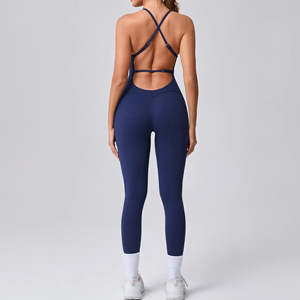 Conjuntos de yoga nuevos para mujer, ropa deportiva suave y transpirable, sujetador deportivo con leggings, conjunto de yoga a la última moda a precio económico. - Product Image 1