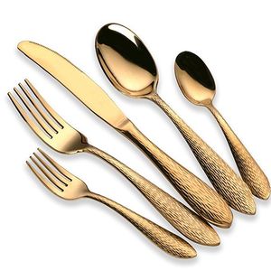 Couverts de style farmhouse moderne, conçus pour les réunions chaleureuses, les dîners émouvants et les accueils décontractés. - Product Image 3