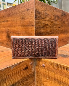 มาใหม่ที่ไม่ซ้ํากันแกะสลักแกะสลักหนังกระเป๋าสตางค์ผู้ชายยาวทําด้วยมือผู้ชายหนัง Bi พับกระเป๋าสตางค์ยาวส่วนบุคคลของขวัญสําหรับเขา - Product Image 4