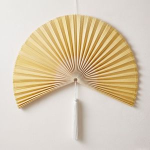 Ventilador de pared de bambú tejido amarillo hecho a mano, decoración colgante, venta al por mayor en Vietnam - Product Image 1