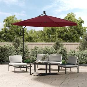 Parasol de jardin cantilever grand format en polyester rouge bordeaux avec base - Product Image 1