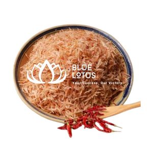 Ingrédient alimentaire pour animaux : Farine de crevettes salées séchées de haute qualité, emballée sous vide, en vrac, durable - Product Image 1