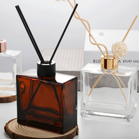 Bouteille en verre fantaisie pour bâtonnets d'aromathérapie 120ml 200ml, flacon diffuseur de parfum en verre noir vide de luxe personnalisé
