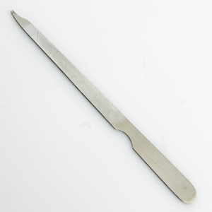 Lime à pédicure professionnelle double face en acier inoxydable, style classique, réutilisable, 7 pouces - Product Image 4