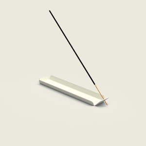 ที่วางธูปโลหะพร้อมที่ดักเถ้าสำหรับใช้น้ำมันหอมระเหยโดยงานฝีมือ Curio - Product Image 1