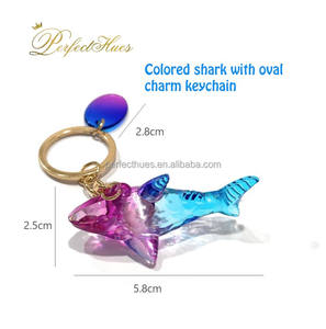 Porte-clés souvenir de requin kawaii de luxe en forme d'animal 3D imprimé UV de bonne qualité - Product Image 2