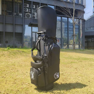 Sac de golf hybride moderne avec grand compartiment latéral pour vêtements et poignées rembourrées faciles à soulever pour une mobilité fluide sur le parcours - Product Image 4