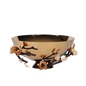 Cuenco de Servir de Estilo Moderno, de Acero Inoxidable Dorado, Grande y Profundo, con Base de Ramas Florales Doradas, para Eventos y Catering - Product Image 1