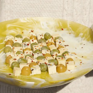 Plat de service en résine artisanale de qualité supérieure, assiette décorative pour collations et desserts, décoration de table, vaisselle de fête, artisanat classique moghol - Product Image 6