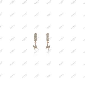 Boucles d'oreilles Thunder Light Rose Gold entièrement serties de diamants en moissanite sur argent 925 pour tous les âges - Product Image 3