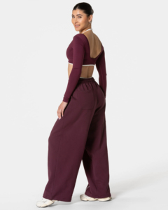 Pantalones Deportivos Anchos para Mujer, Cintura Media Elástica, Corte Holgado, Pantalones Casuales para Descansar, Logotipo Personalizado ODM, Color Borgoña - Product Image 4