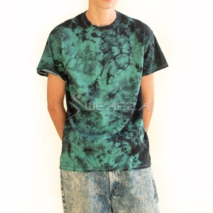 Camiseta de manga corta de algodón para hombre, camisa de color negro y verde azulado con estampado de cristales lavados, con cuello redondo - Product Image 1