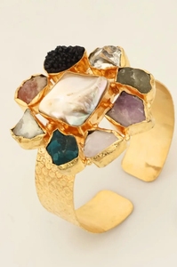 Bracelet manchette ajustable en laiton plaqué or pour femme, design croissant avec pierre naturelle, tendance et élégant pour les soirées - Product Image 2