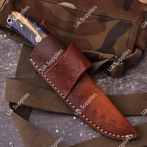 Cuchillo de caza y camping de hoja fija de acero de Damasco hecho a mano con mango de resina exótica de piña, DIY ODM, funda de cuero universal para transporte - Product Image 6