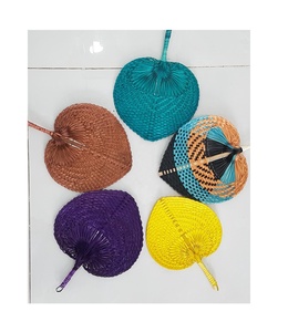 Abanico de mano de hoja de palma de bambú hecho a mano forma redonda de 99 DATOS DE ORO de Vietnam alta calidad al por mayor - Product Image 1
